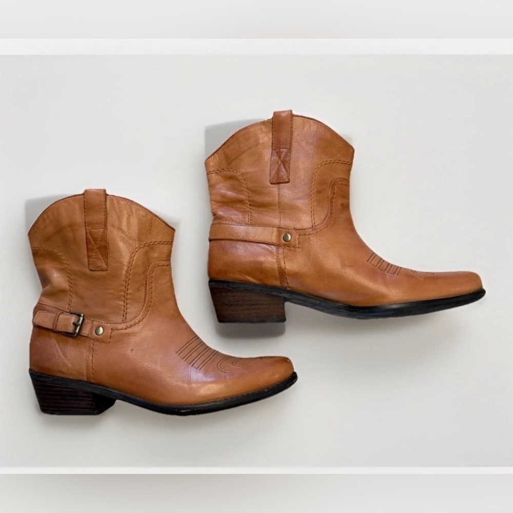Franco Sarto Boots Sz 8.5 Cognac Leather Western Boho Festival Cowgirl Distress